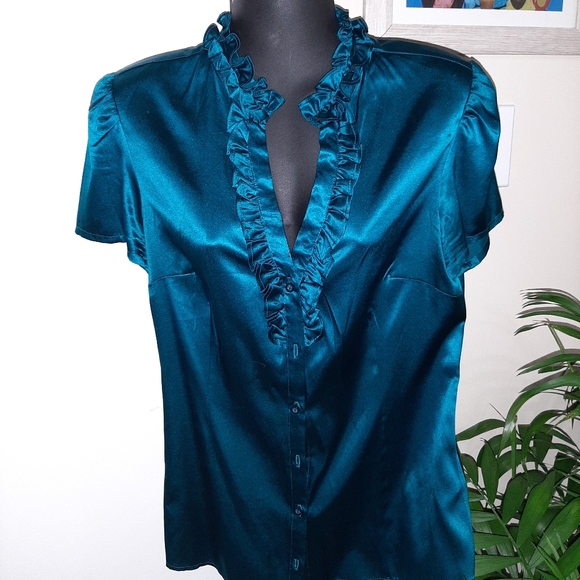 le chateau Tops - Le chateau satin top. Peacock green colour